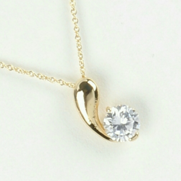 5 Beautiful Necklaces - Picture 8 of 13